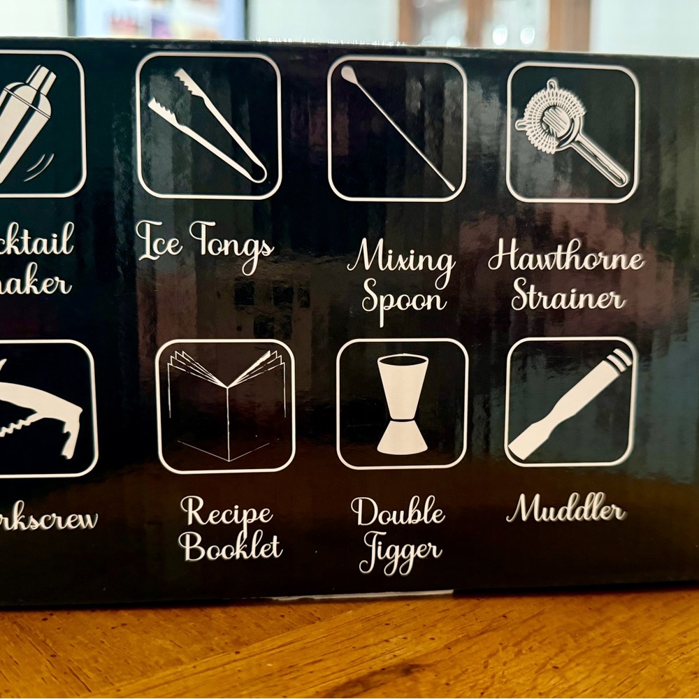 Best Friend Ever Gift Box - Picture 3 of 10